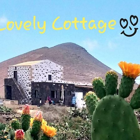Lovely Cottage ลาโอลีวา ภายนอก รูปภาพ