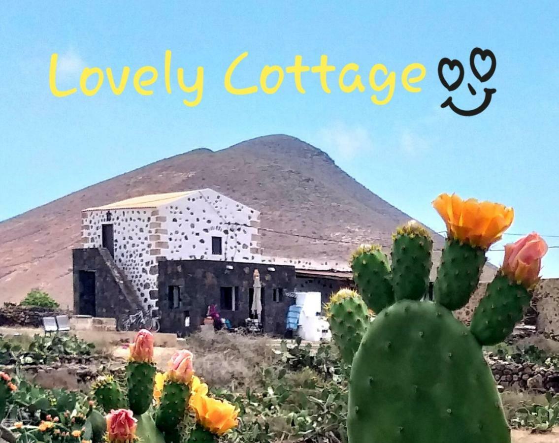 Lovely Cottage ลาโอลีวา ภายนอก รูปภาพ